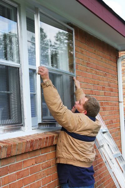 Storm Windows Replacement in Canyon Lake
